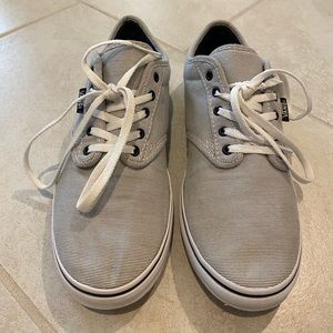 Vans lace up